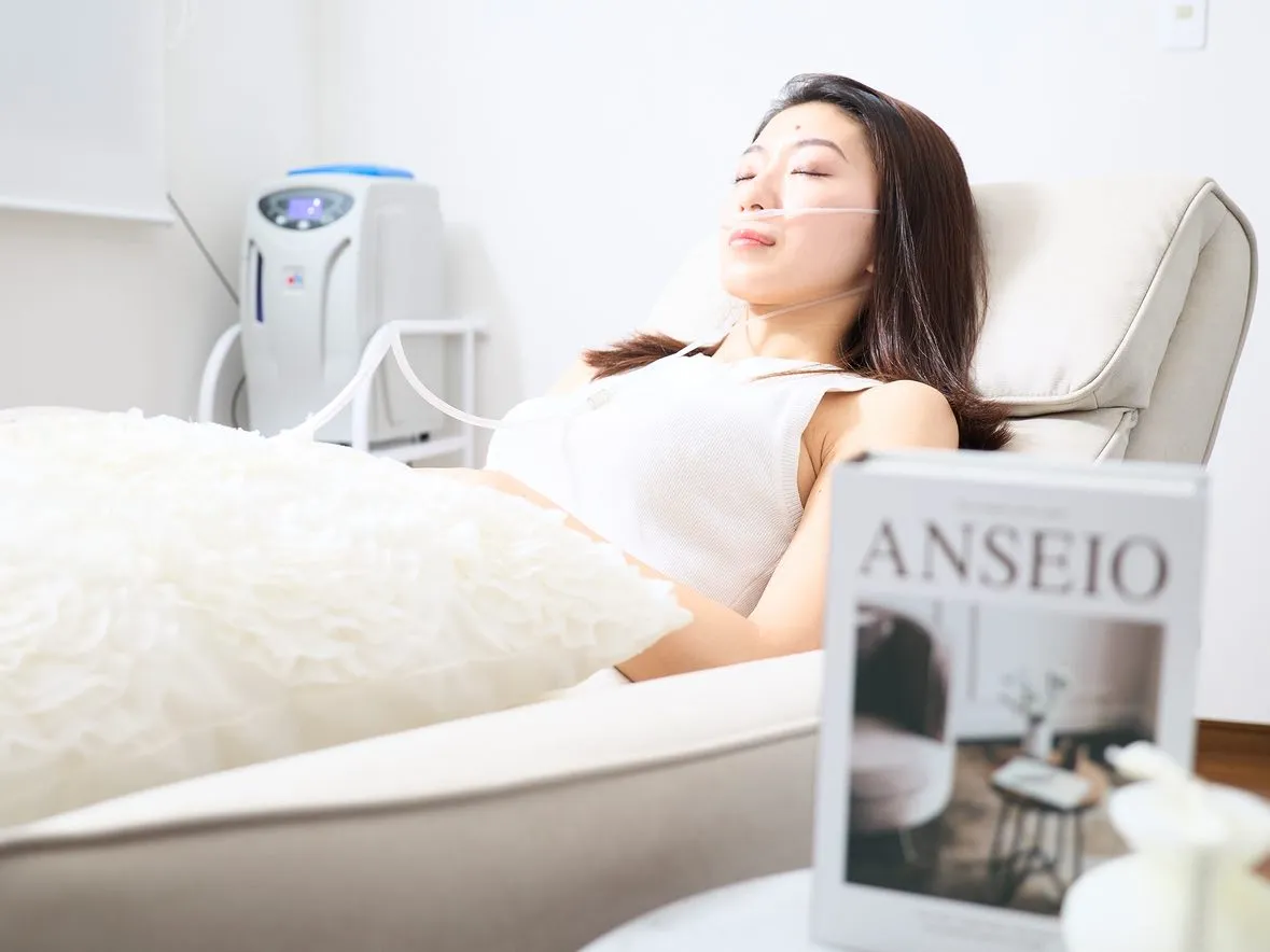 大阪府内で水素吸入ができるサロン「水素吸引専門店 RISTORO（リストーロ）」の内装写真