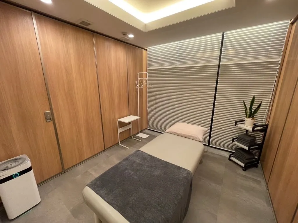 東京都内で水素吸入ができる施設「B-care麻布十番」の内装写真