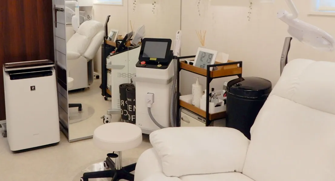 愛知県名古屋市内で水素吸入ができるサロン「BEAUTY SELF 24 金山店」の内装