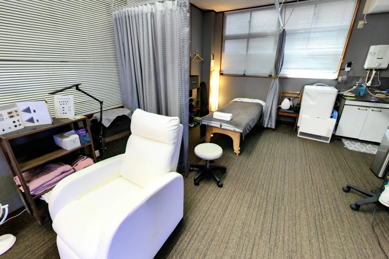 埼玉県川口市内で水素吸入ができる施設「癒し空間 心」の内観写真